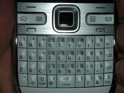 Nokia E72 White Edition