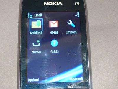 Nokia E75 