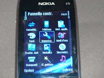 Nokia E75 