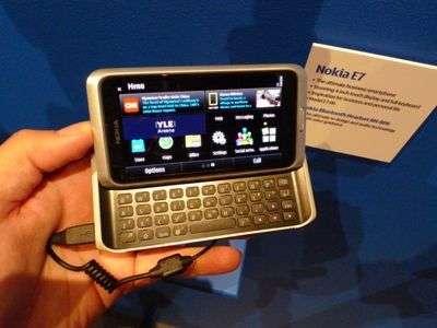 Nokia E7