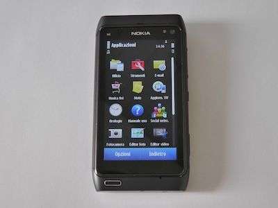 Nokia N8