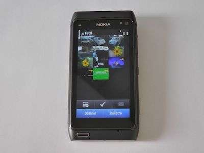 Nokia N8