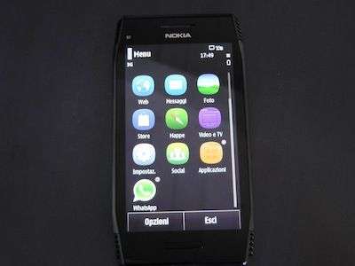 Nokia X7