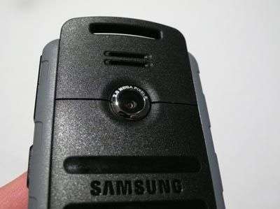 Samsung B2700 