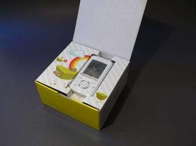 Sony Ericsson F305 