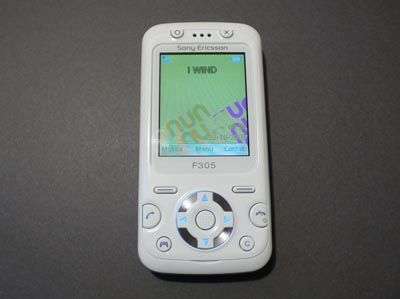 Sony Ericsson F305 