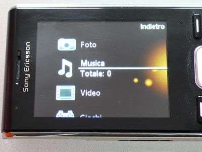 Sony Ericsson T715 