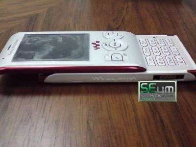 Sony Ericsson W595