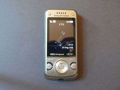 Sony Ericsson W760 