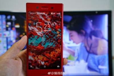 Xperia XZ Premium Red