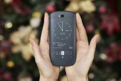 YotaPhone 2