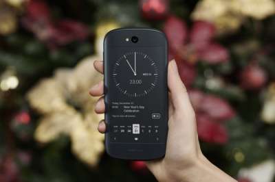 YotaPhone 2