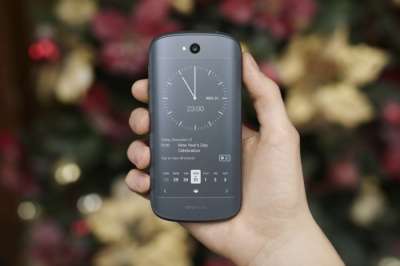 YotaPhone 2