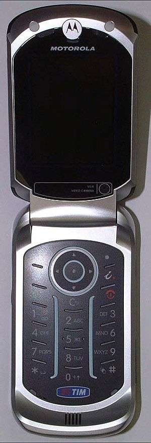 Motorola E1070