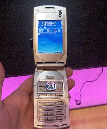 Nokia N71