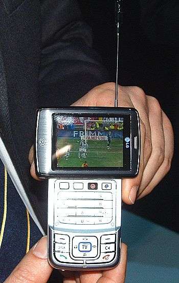 LG U900