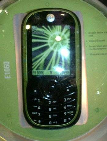 Motorola E1060