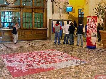 L'installazione nella stazione di Napoli 